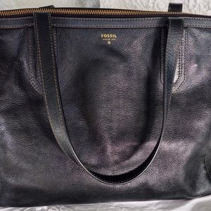 Fossil black leather shoulder bag